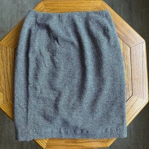 *LORD & TAYLOR* Petite Black x White Wool Pencil Skirt Size 8P